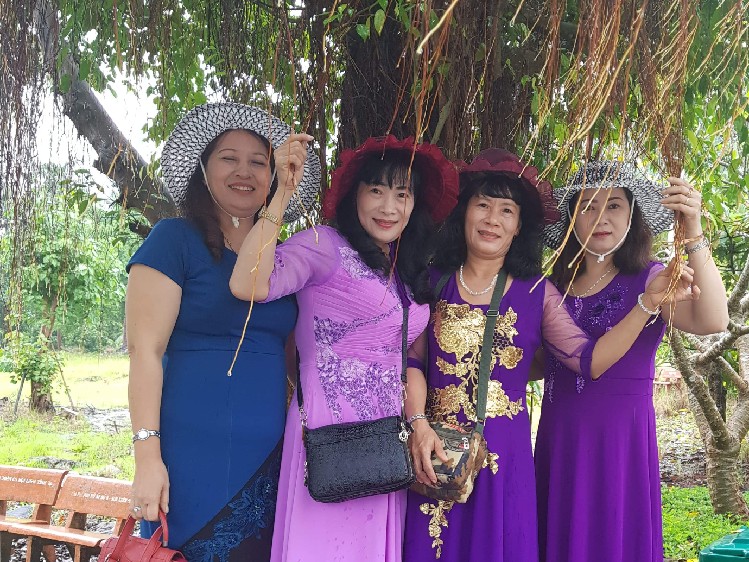 Quen nhau trên đường về Karaoke ( Song Ca )
